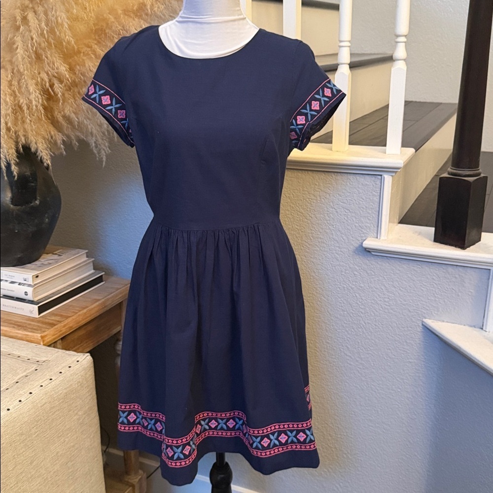 Vineyard Vines Navy Blue Embroidered Cotton Dress Size 4